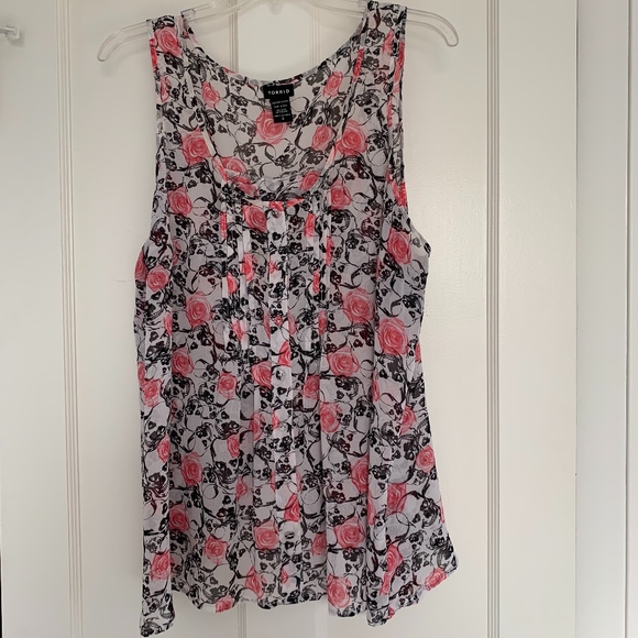 torrid Tops - Torrid Skull & Rose Fly-Away Blouse Tank Top